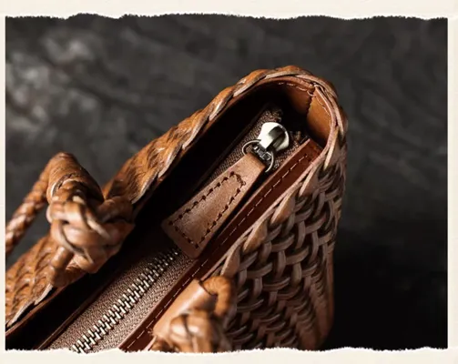 d-U211004-exterior-zip
